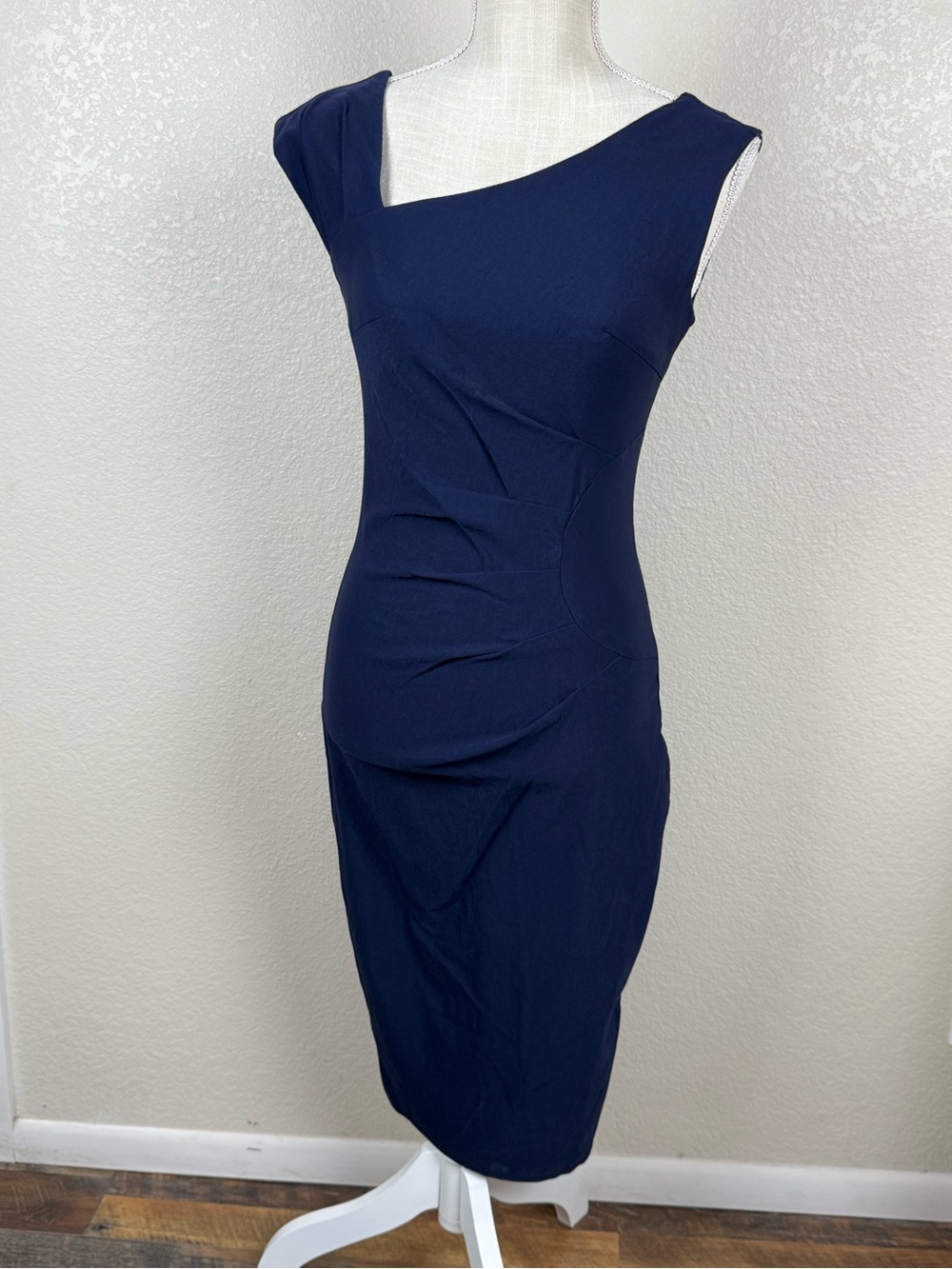 MUXXN Navy Dress - Form Fitting - Very Stretchy - Size Small